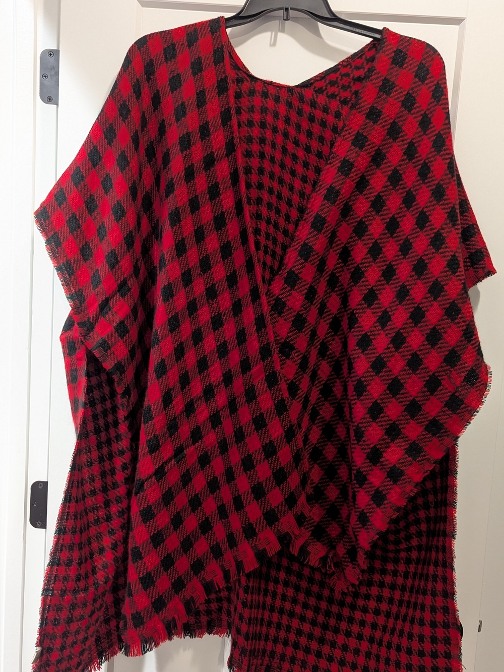 Source Unknown Red and Black Buffalo Plaid Poncho Tunic